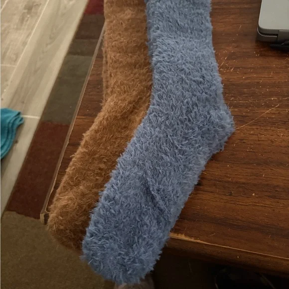 UGG Cozy Brown and Blue Fuzzy Socks - Picture 1 of 3